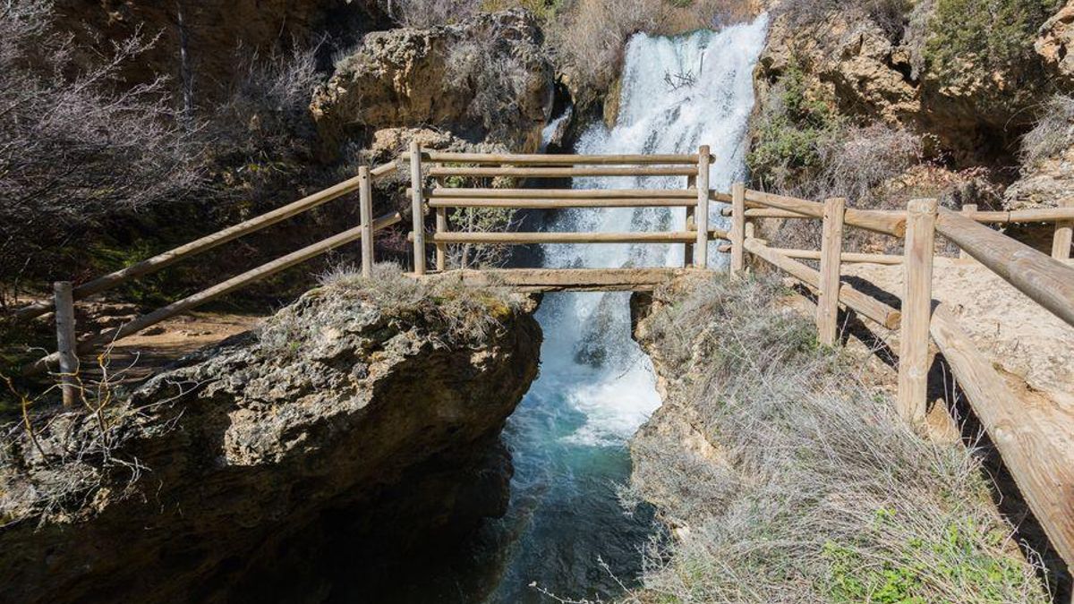 El pueblo de 60 habitantes desde el que podrás acceder a uno de los desfiladeros más espectaculares de Aragón