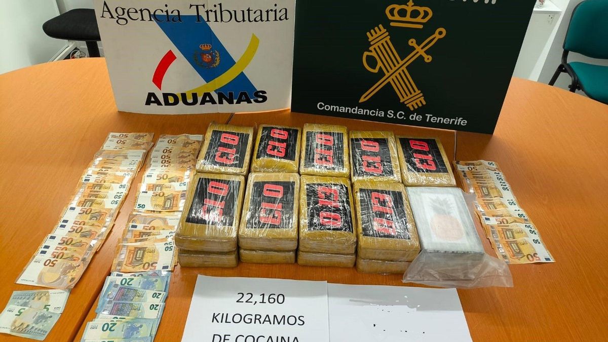 Detenidas dos personas en el puerto de Tenerife con 22 kilos de cocaína ocultos en un coche