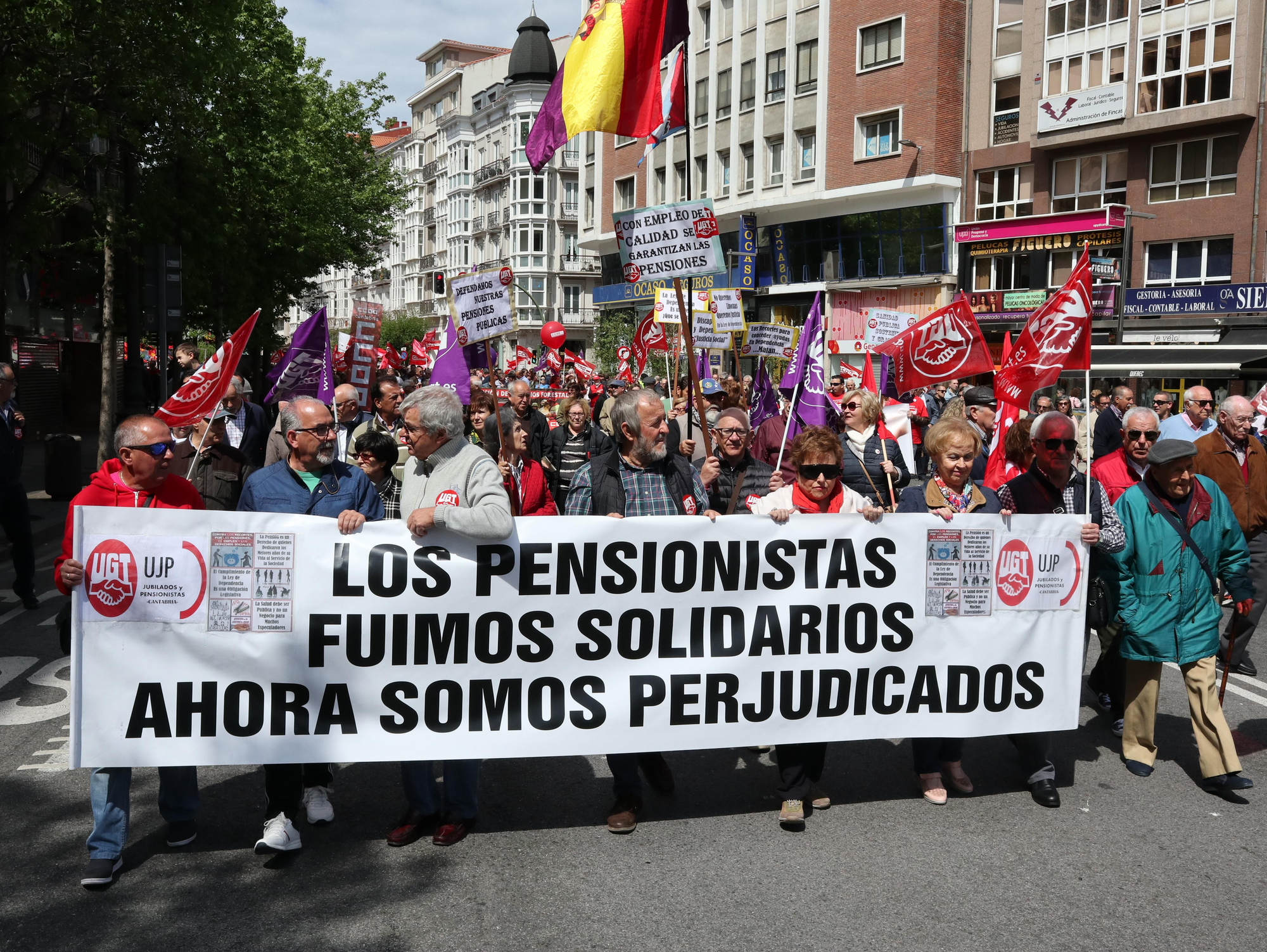 Manifestación en Santander del Primero de Mayo. | ANDRÉS HERMOSA