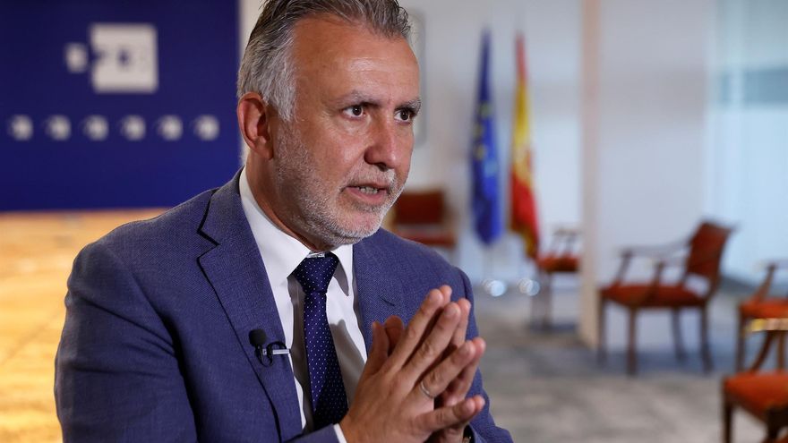 El presidente de Canarias asegura que las Islas "no podían ni pueden esperar" más por la reactivación del turismo