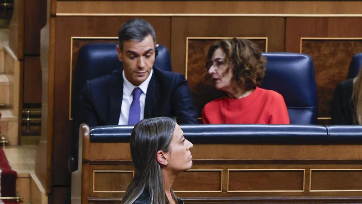 Hacienda cita el lunes a las comunidades autónomas para abordar el déficit y la nueva financiación