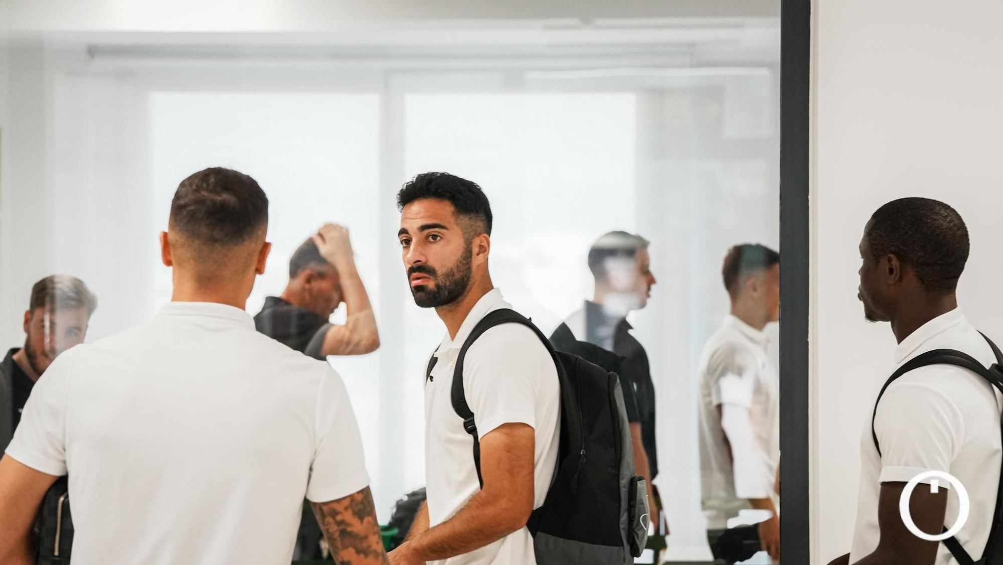El Córdoba CF ya viaja en avión camino a Gijón