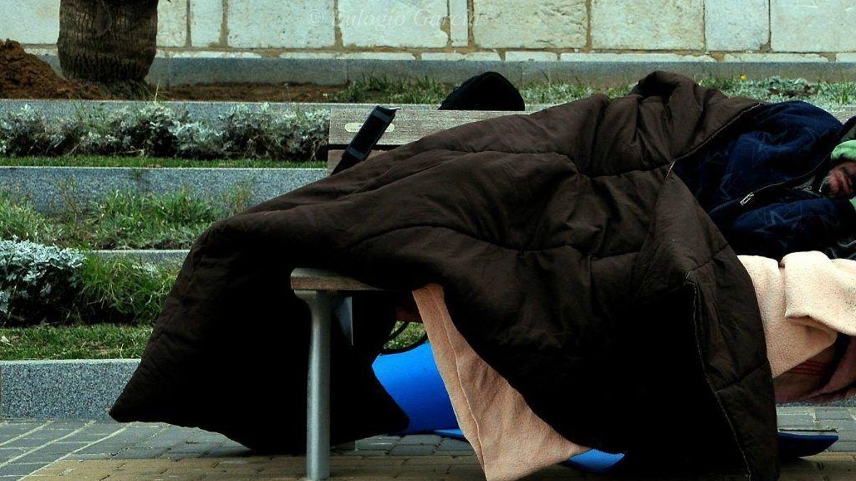 Manuel, Miguel, Juan Manuel, Jorge y Juan: la muerte de cinco personas sin hogar fuerza en Cádiz una investigación