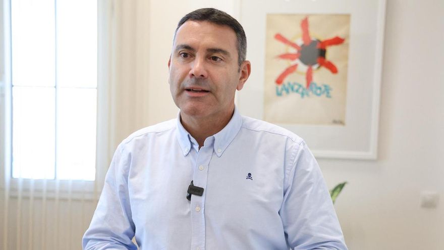 El Cabildo de Lanzarote contrata por 15.500 euros al abogado de Aldama para querellarse contra Dolores Corujo (PSOE)
