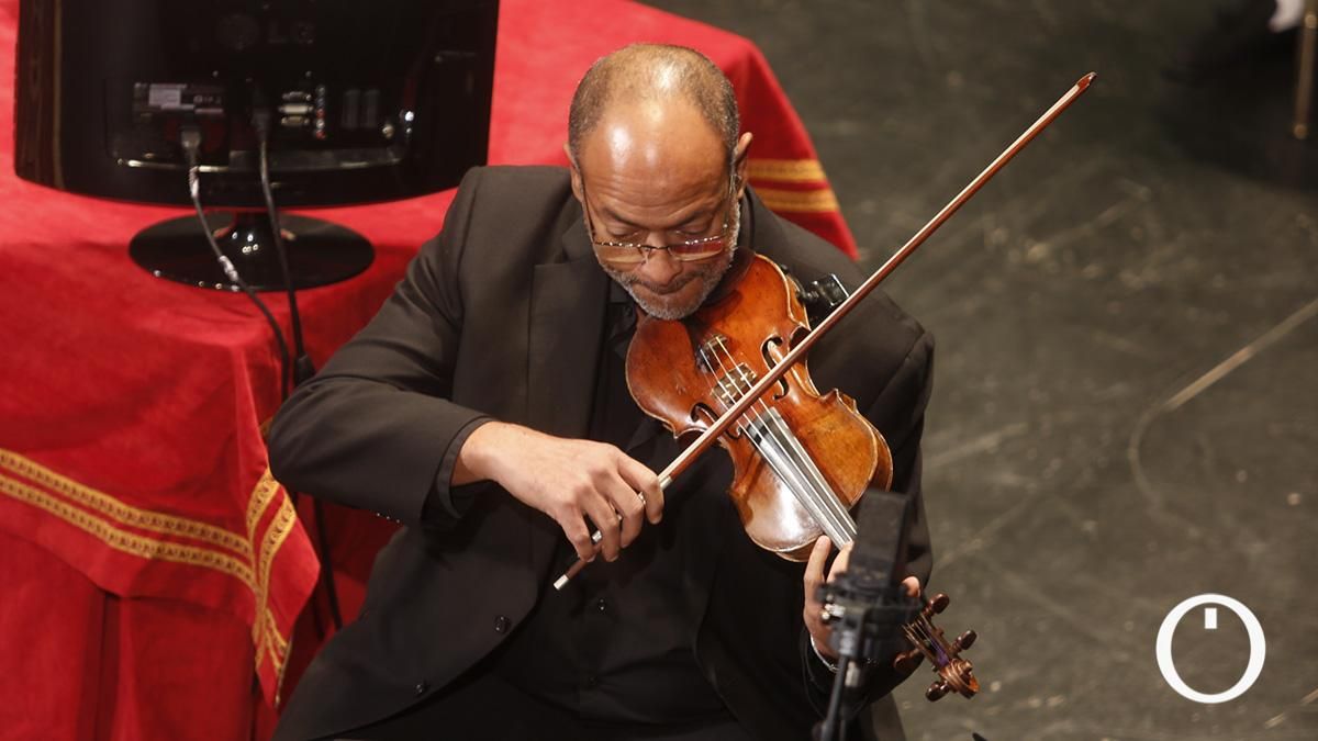 Acto de entrega de las Medallas de la Ciudad concedidas por el Ayuntamiento de Córdoba