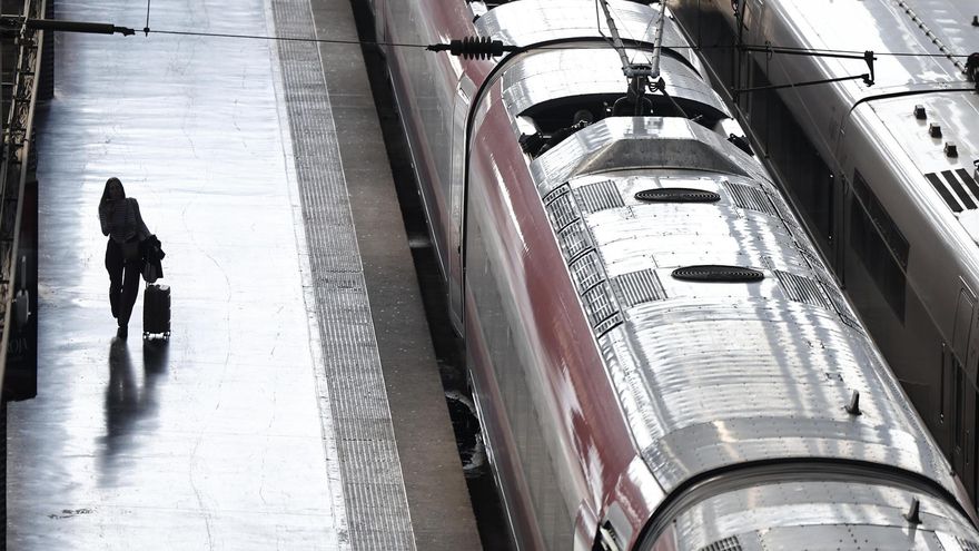 Así está la situación en los transportes: trenes, aviones y carreteras