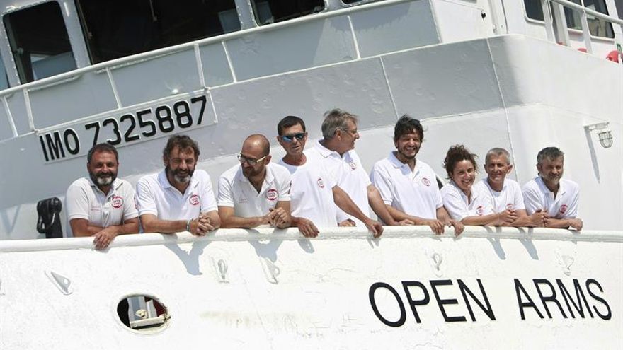 Un remolcador gallego socorrerá a los refugiados del Mediterráneo desde julio