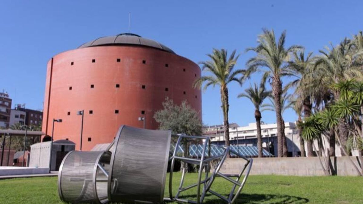 Talleres de prehistoria, luz negra y arquitectura 'pop-up': así son los campamentos de verano gratuitos de la Junta