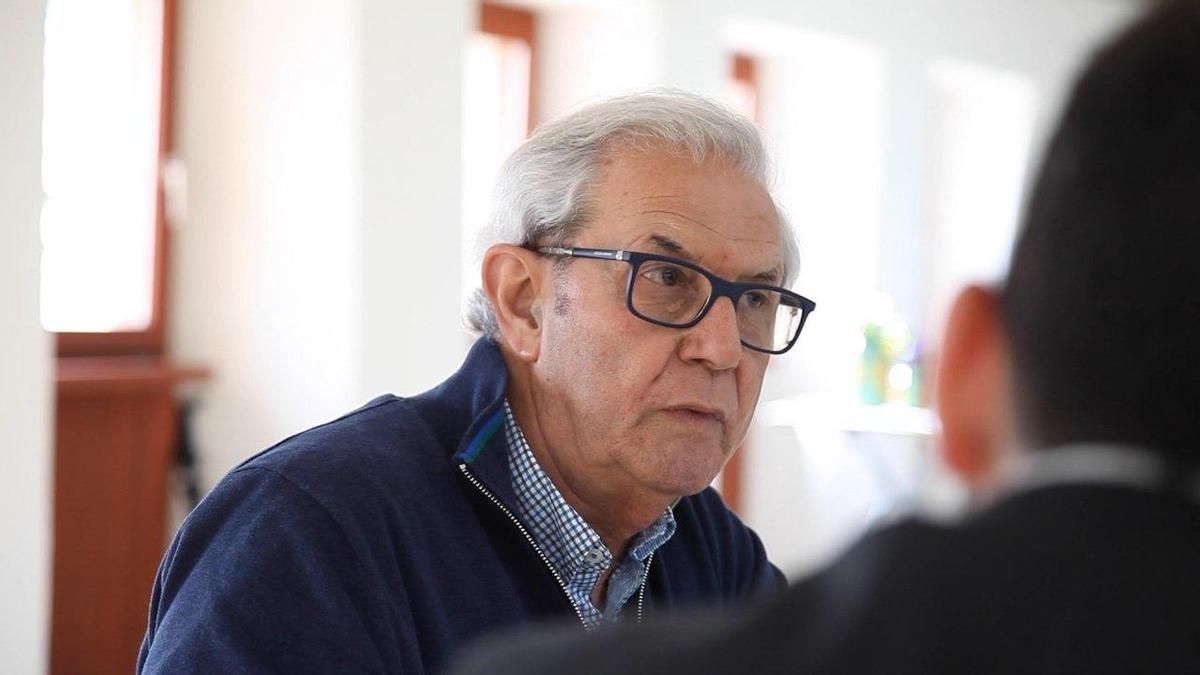 Emilio Pérez Touriño durante la entrevista con eldiario.es