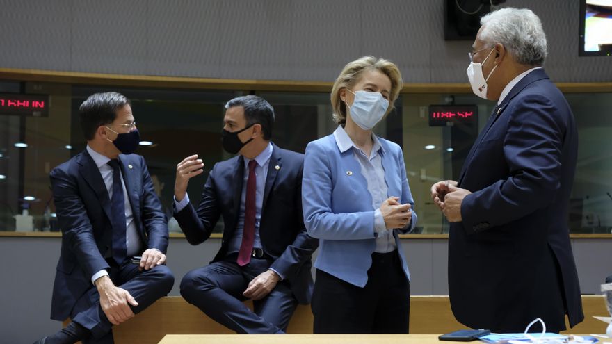 From left to right: Mr Mark RUTTE, Dutch Prime Minister; Mr Pedro SANCHEZ, Spanish Prime Minister; Ms Ursula VON DER LEYEN, President of the European Commission; Mr Antonio COSTA, Portuguese Prime Minister.