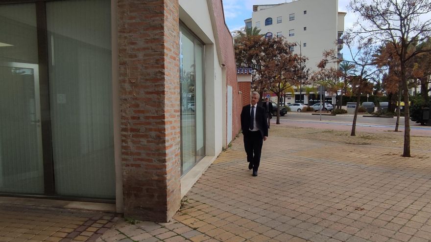 Un edil de Estepona, al juez que investiga malversación: "No existe control de los cargos de confianza y no nos va mal"