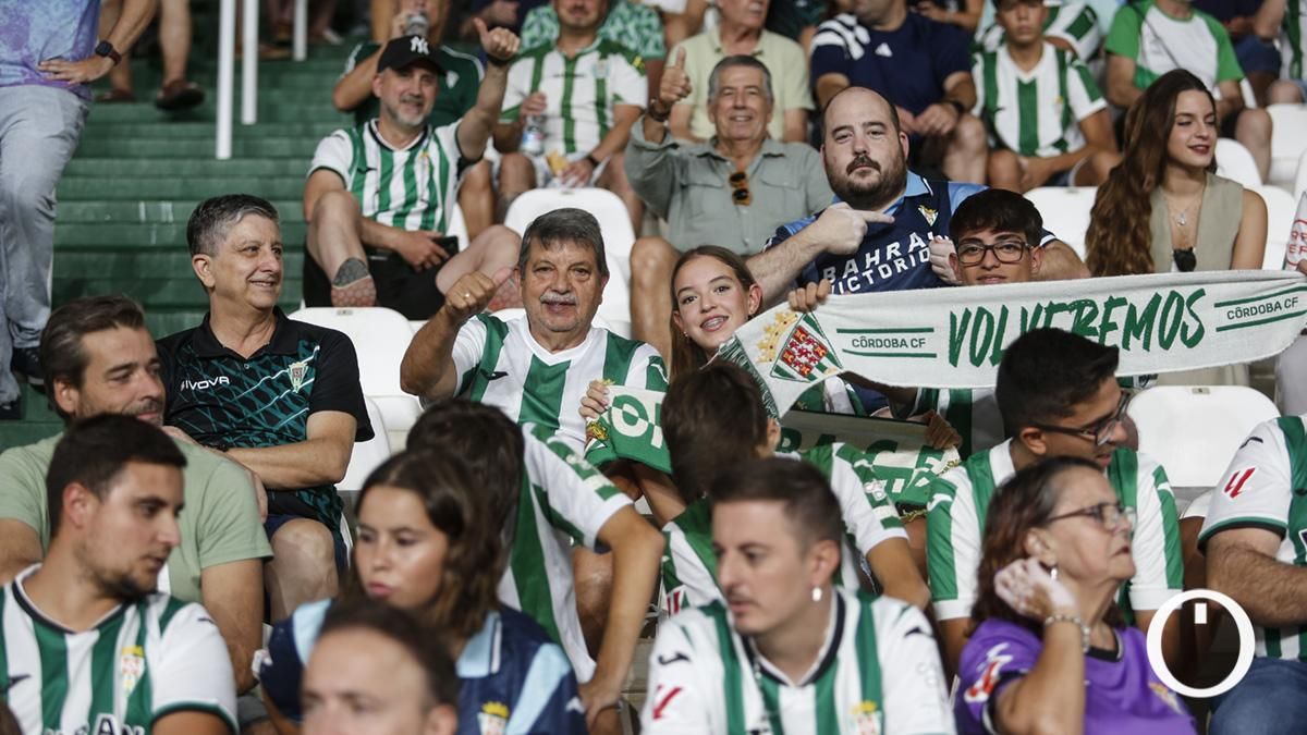 Grada Blanquiverde del Córdoba CF - CD Castellón