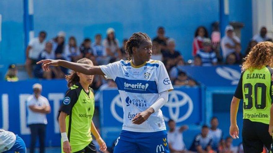 El Costa Adeje Tenerife supera el duelo frente al Real Betis