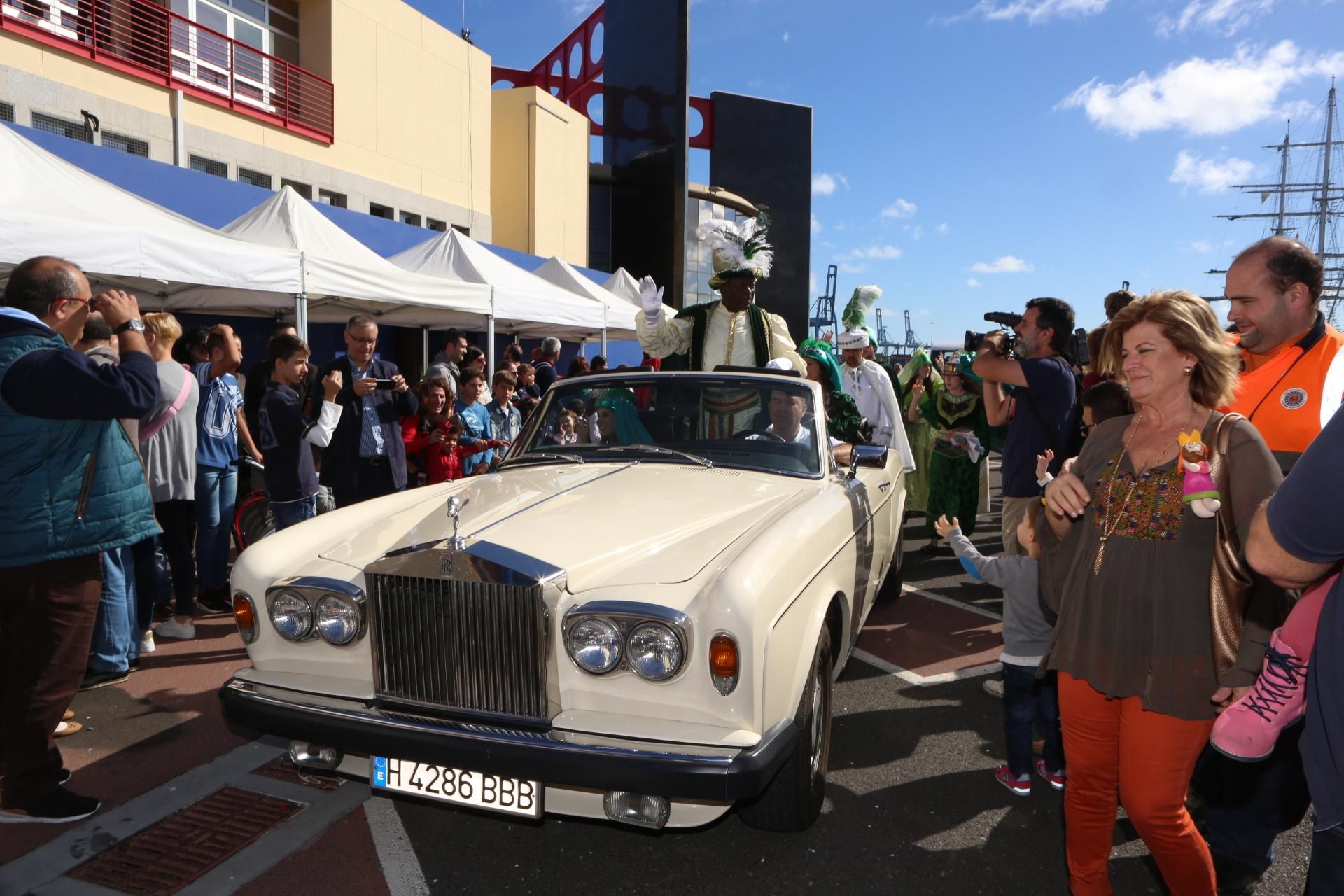 Los Reyes Magos llegan a la capital grancanaria. (Alejandro Ramos).