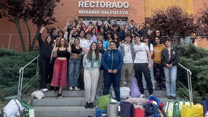 Estudiantes de Sevilla pro Palestina arrancan un acuerdo con la Olavide tras tres días de encierro en el Rectorado