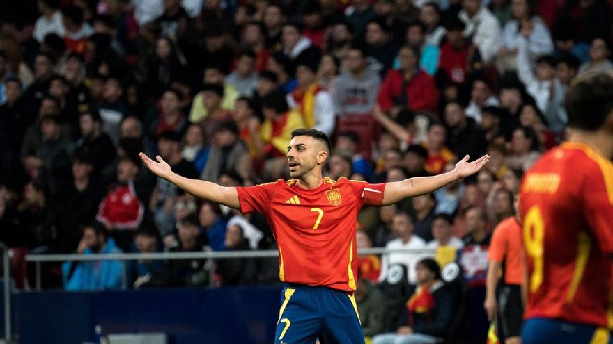 El partido España-Francia de youtubers se detuvo por insultos racistas del público