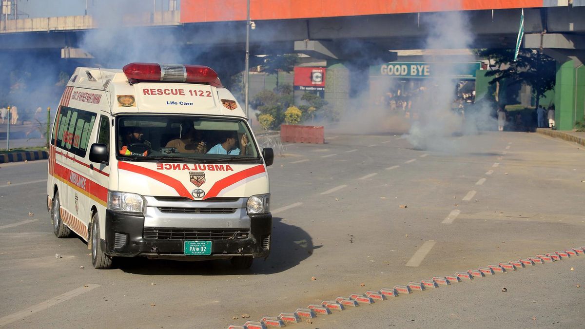 Mueren al menos 15 recién nacidos en el incendio de un hospital de Pakistán