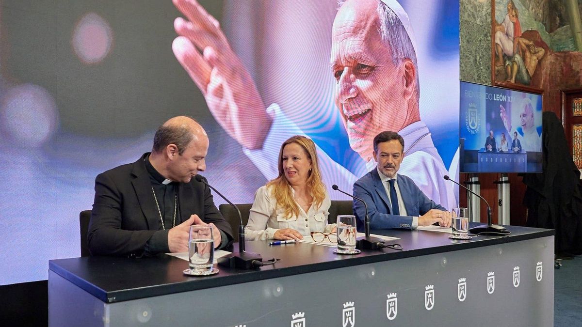 Guaguas a un euro y tranvías dobles: cómo llegar a Santa Cruz y La Laguna para ver al Papa