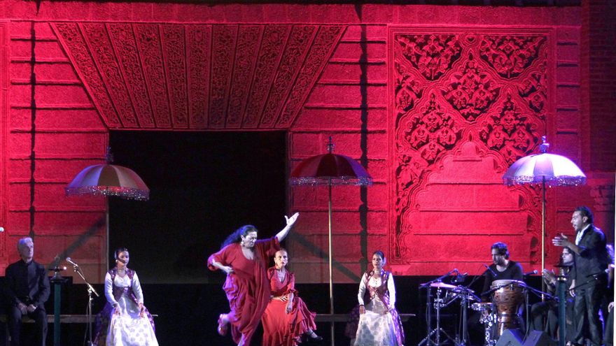Espectáculo de flamenco en el Real Alcázar de Sevilla, dentro de la programación de la Bienal de Flamenco de Sevilla. EFE/Eduardo Abad/Archivo