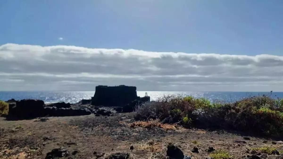 Imagen de archivo de intervalos nuboso en el este de La Palma (foto del litoral de Los Cancajos, Breña Baja).