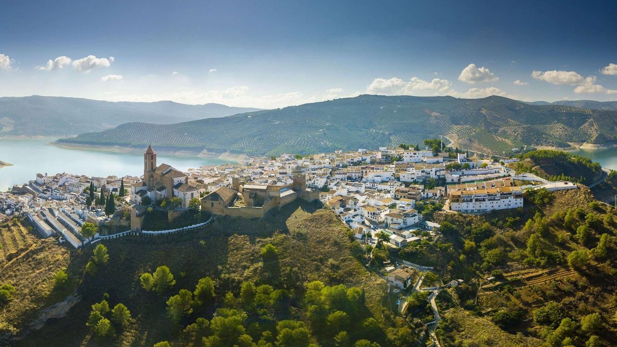 El conocido como 'Lago de Andalucía, tras Iznájar