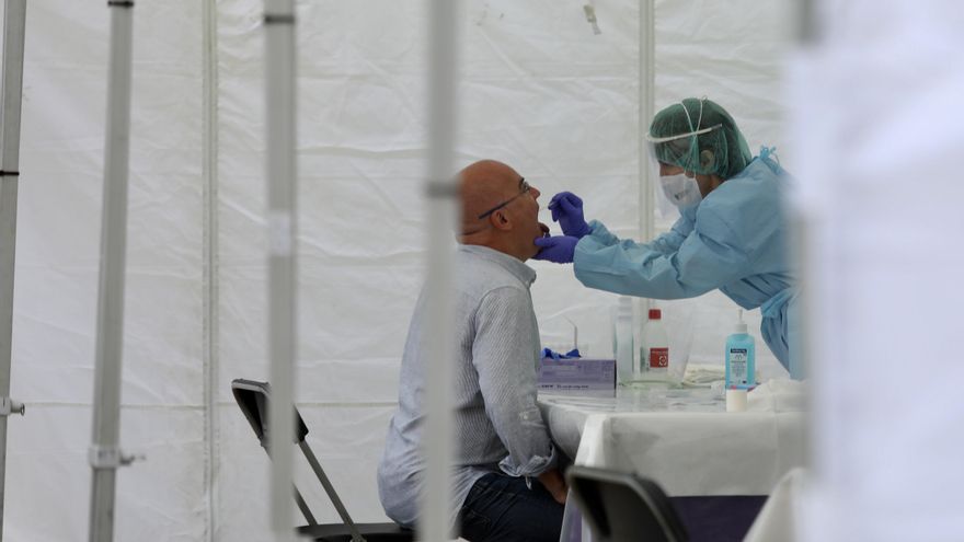 Tercera jornada consecutiva en Euskadi con menos de un 5% de casos positivos respecto a las pruebas realizadas