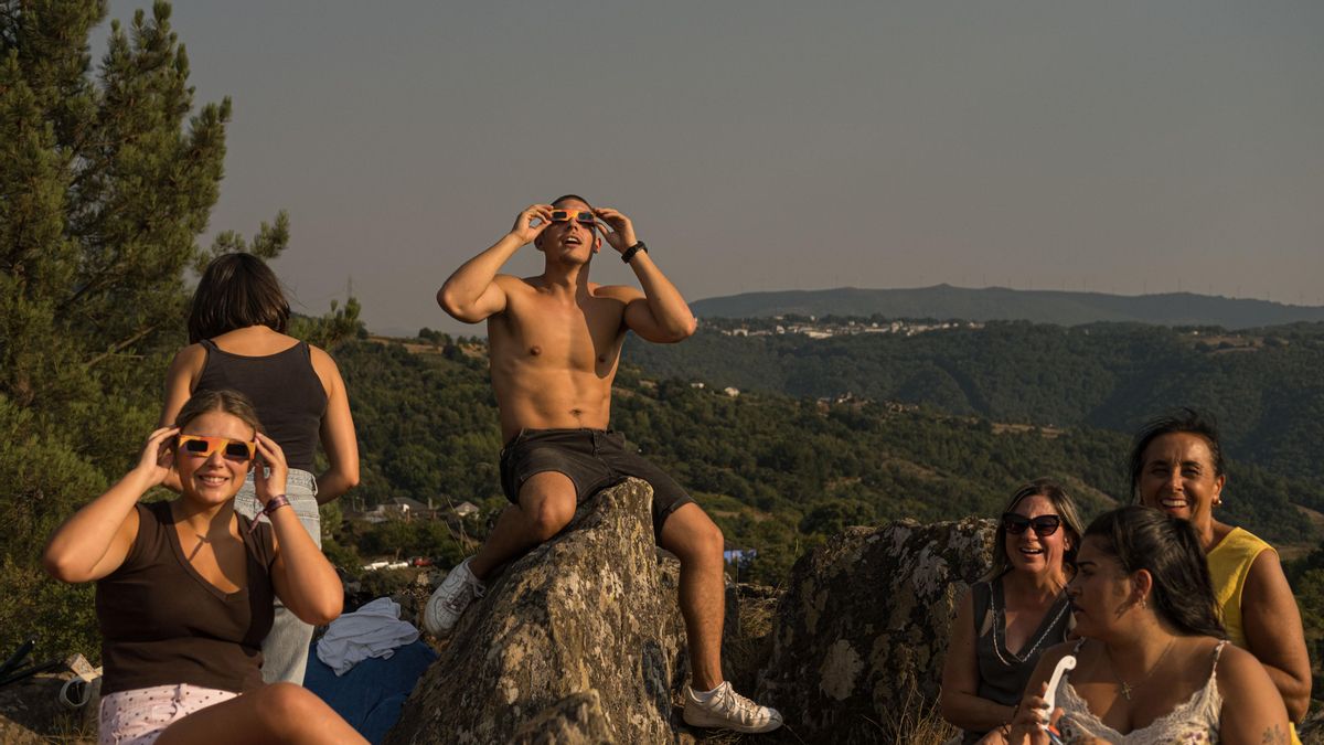 Eclipse de nube sobre el cañón del Sil en Galicia: "Era la única que había, un troleo total"