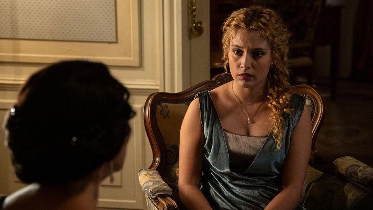 Jana habla con Leocadia sobre Dolores