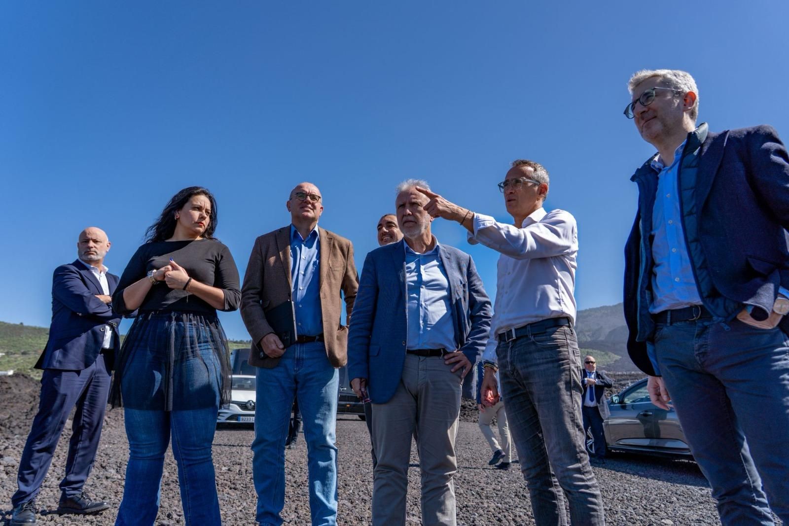 El ministro Ángel Víctor Torres se ha reunido este jueves con los alcaldes de Tazacorte, Los Llanos de Aridane y El Paso, para hacer seguimiento de los convenios.