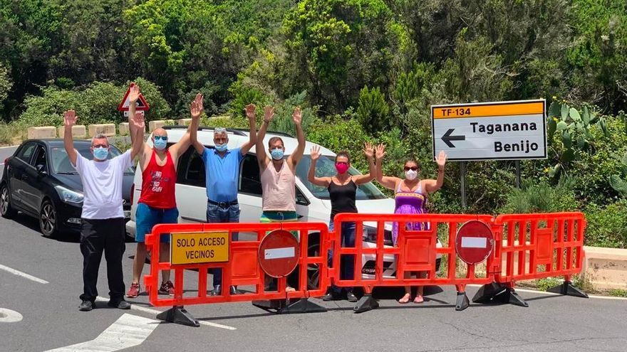 Corte de la vía de acceso a la costa de Anaga en Roque de las Bodegas, Almáciga y Benijo