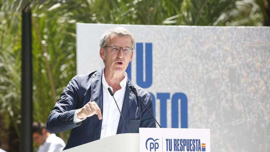 El líder del PP Alberto Núñez Feijóo interviene en un acto sectorial.