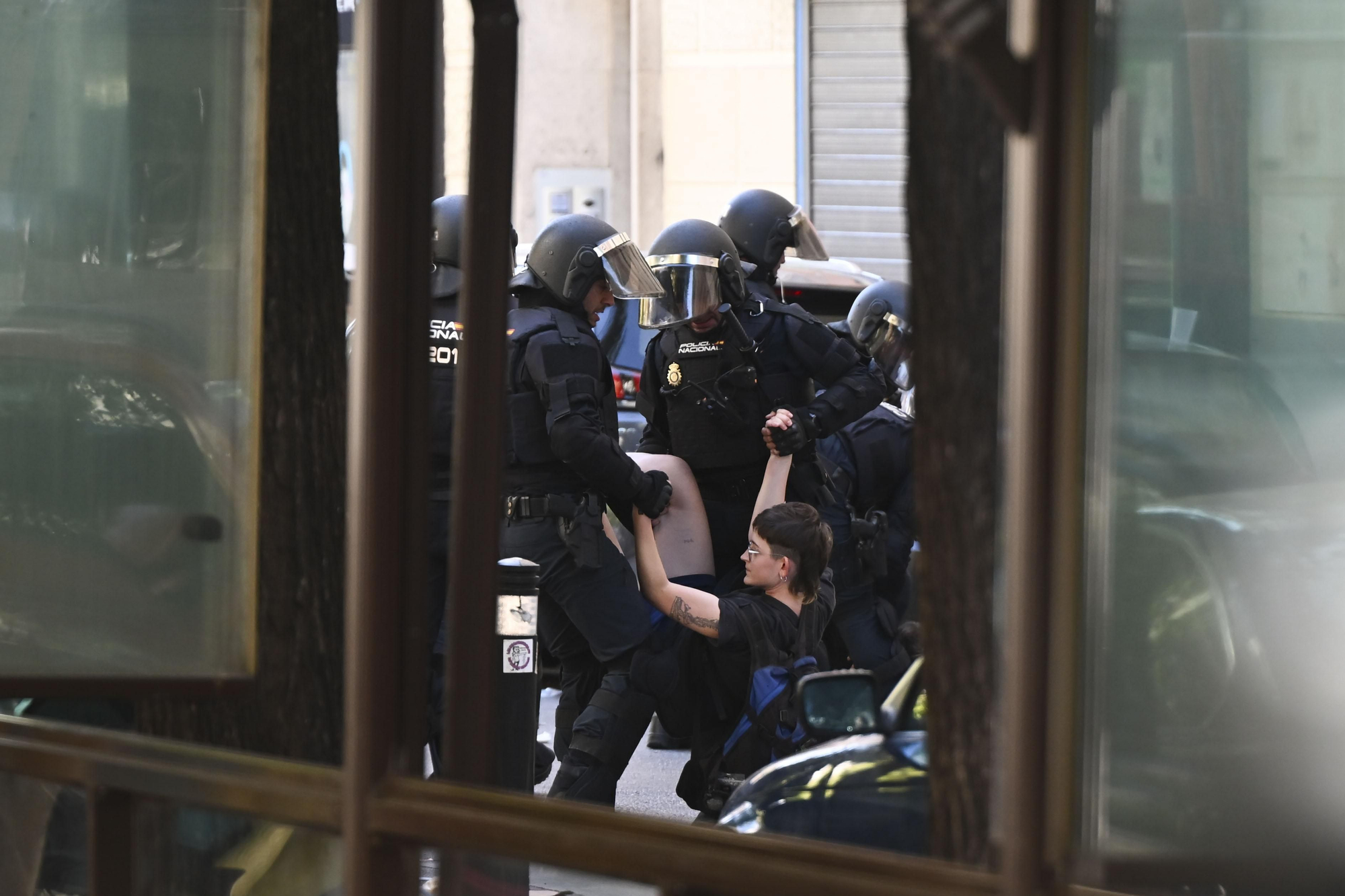 FOTOS | Las protestas y el desahucio de Maricarmen, en imágenes