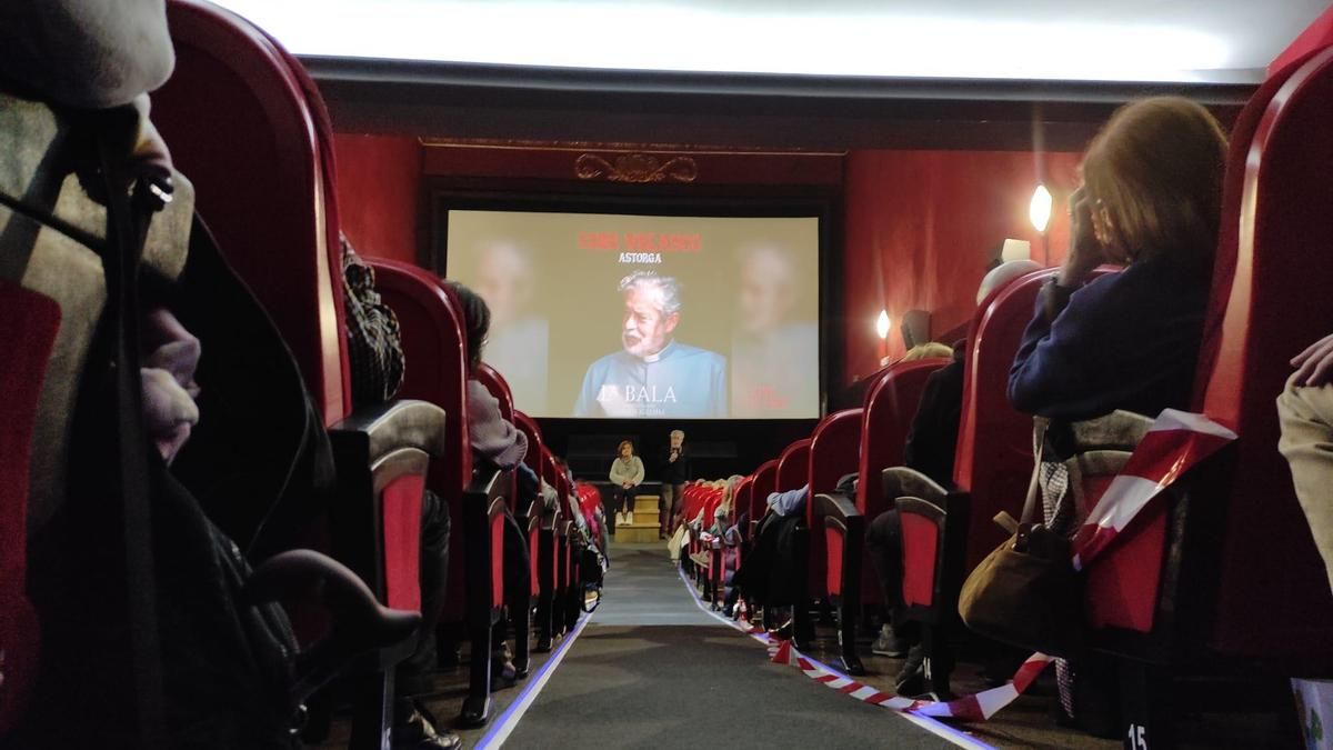 El cine club de Astorga: el fruto de una tradición y una reapertura que hace de la gran pantalla un punto de encuentro
