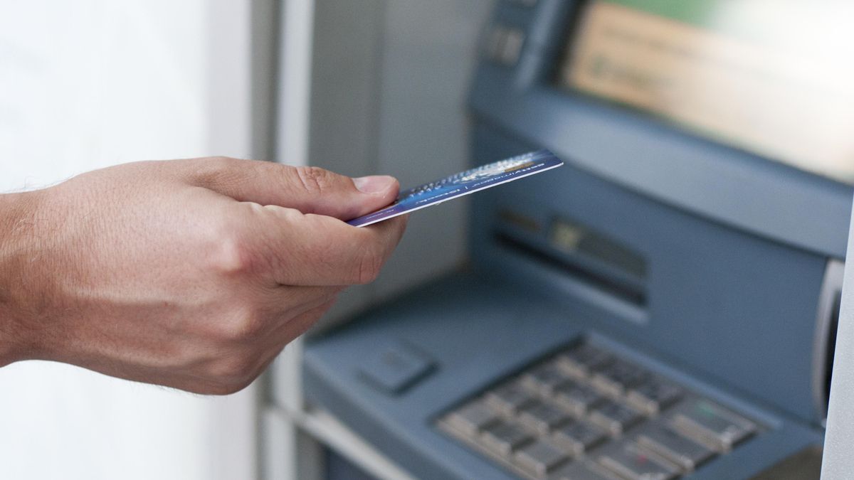 Cuándo se cobran las pensiones en octubre de 2025: estas son las fechas de ingreso en cada banco