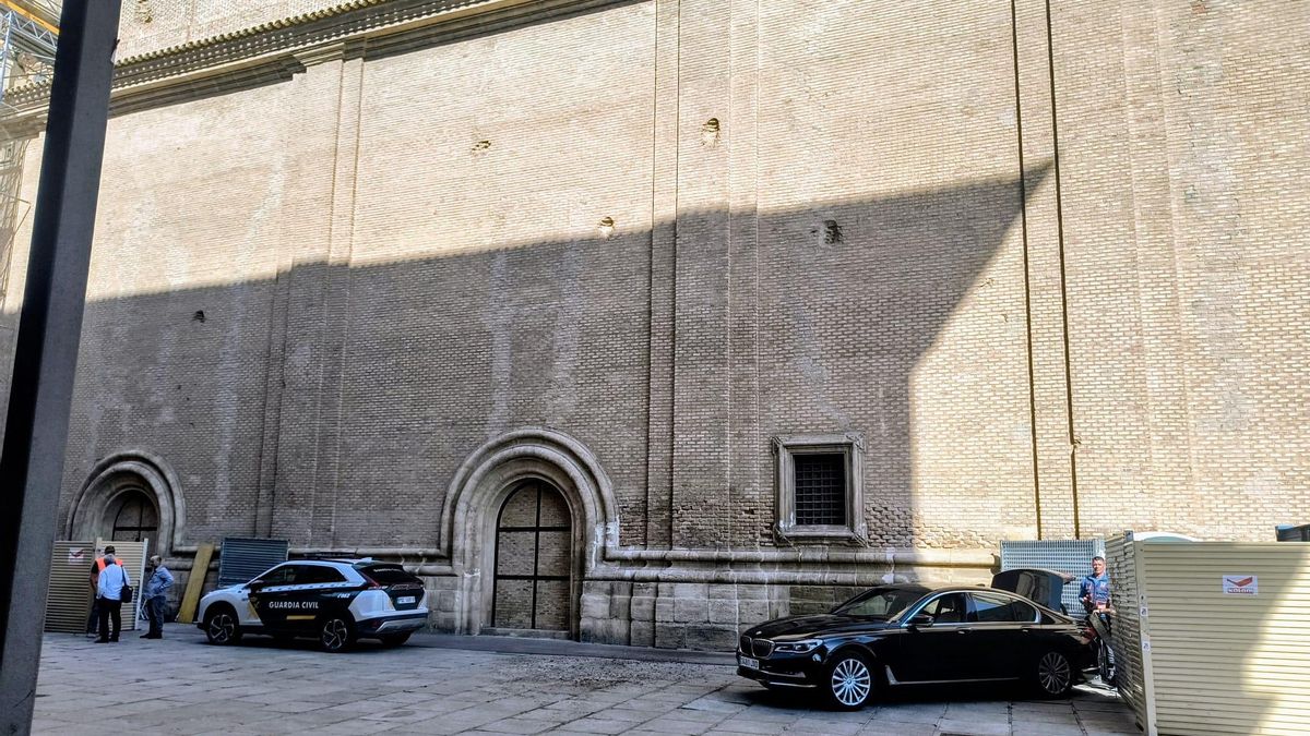 Lateral del Pilar