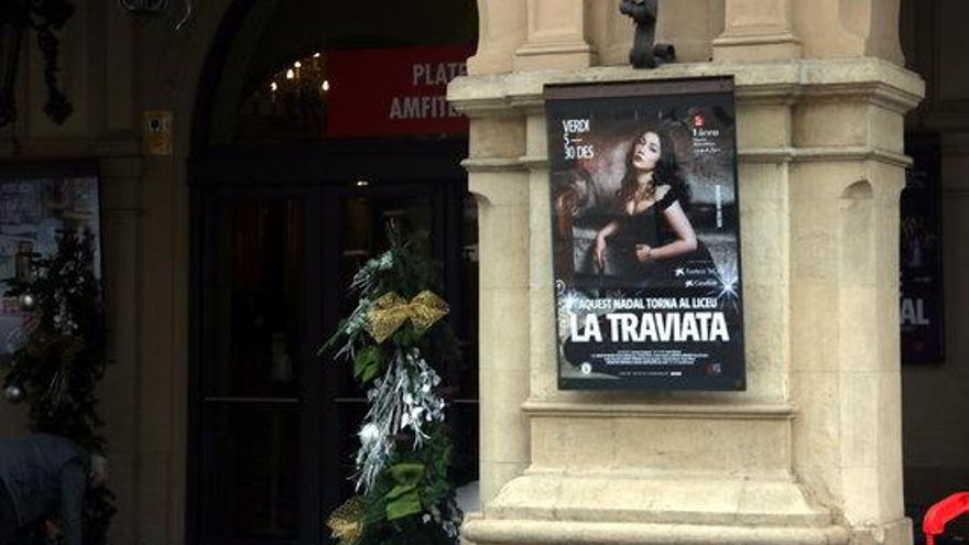 El Gran Teatro del Liceo suspende las funciones de 'La Traviata'.