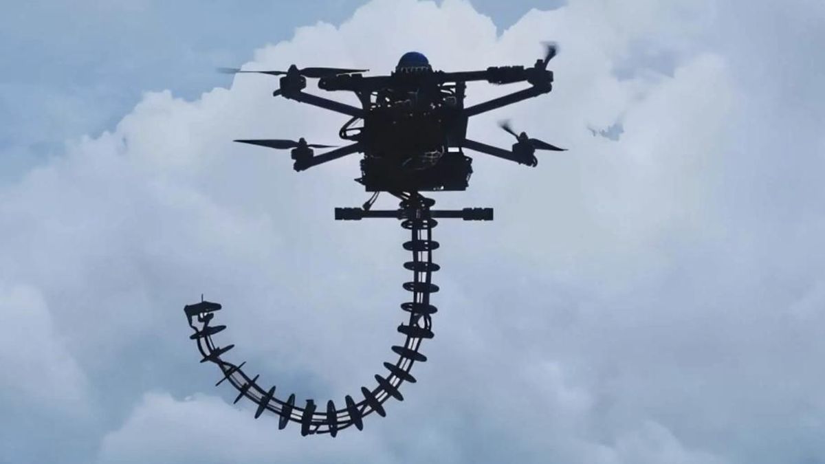 Este apéndice inspirado en una trompa de elefante transforma drones en operarios aéreos ultraversátiles