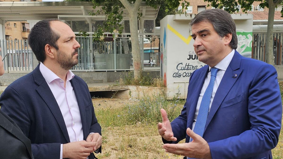 El alcalde de Aldaia, Guillermo Luján, junto al vicepresidente de la Comisión Europea, Raffaele Fitto.