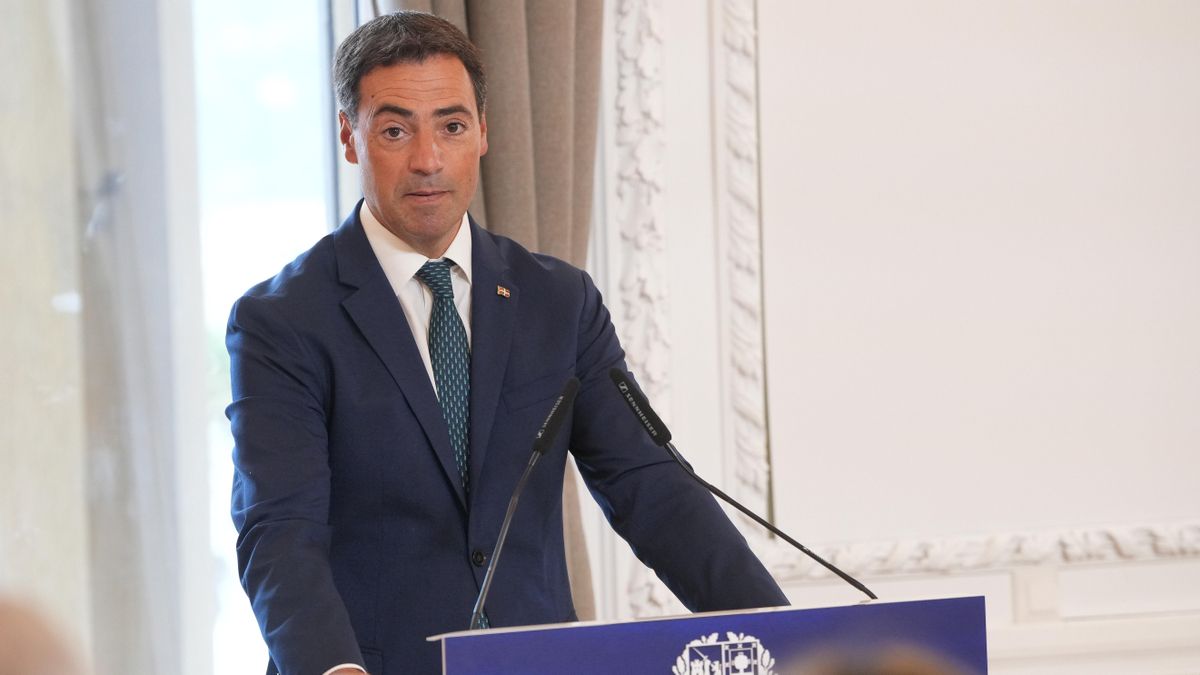 Pradales ve a Sánchez "noqueado" con Ceuta y dice que si no soluciona la crisis la legislatura "está acabada"