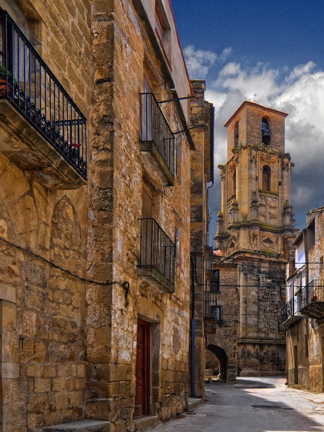 Calles monumentales en Calaceite.