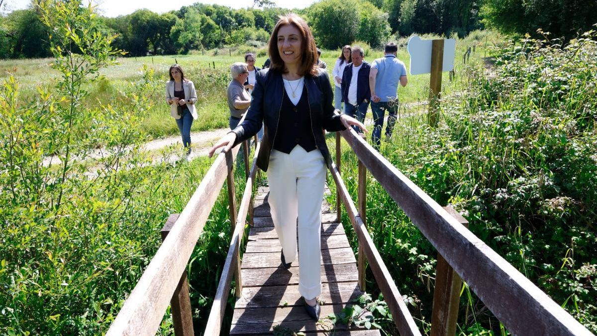 Ángeles Vázquez, la conselleira gallega de Medio Ambiente, enfrentada a los defensores del medio ambiente