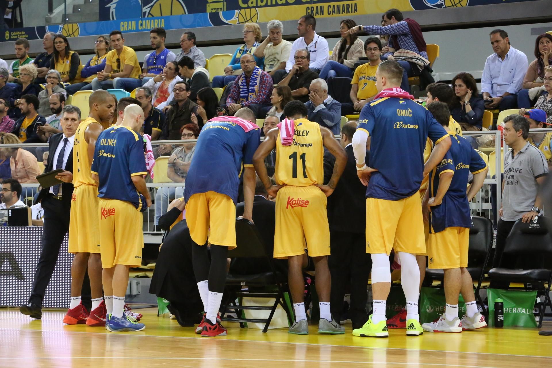 Partido entre el Herbalife Gran Canaria y el FIAT Joventud disputado en el Gran Canaria Arena.