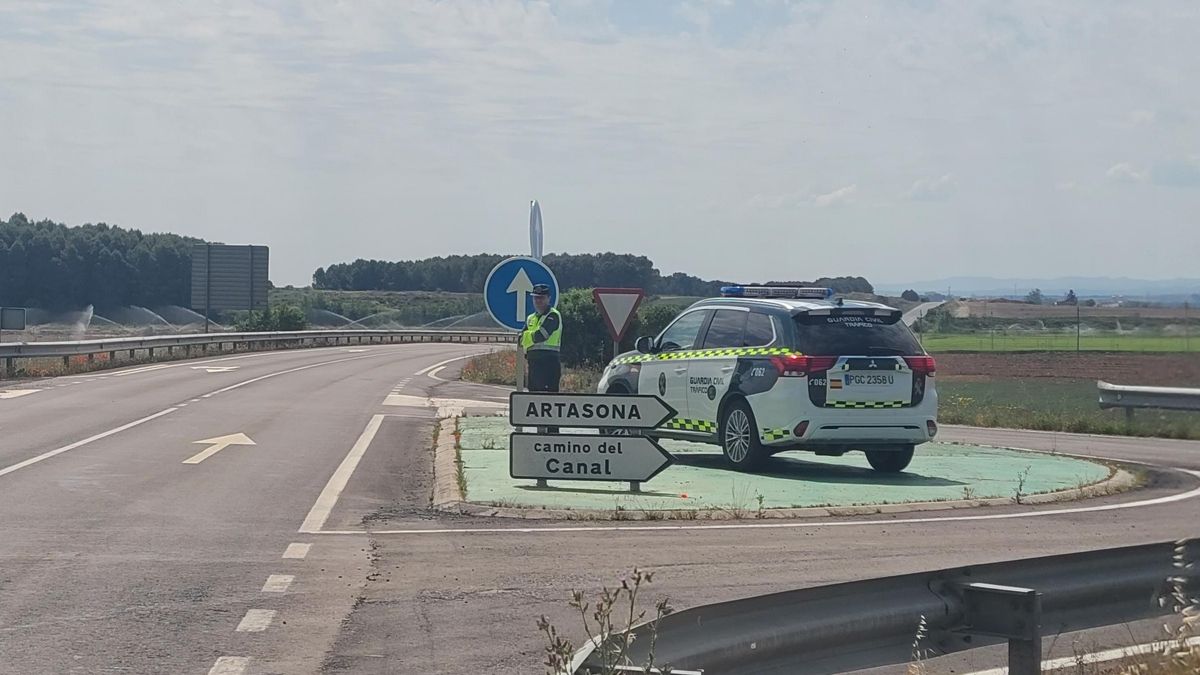 Un conductor de Los Monegros (Huesca), investigado dos veces por circular sin carné tras perder todos los puntos