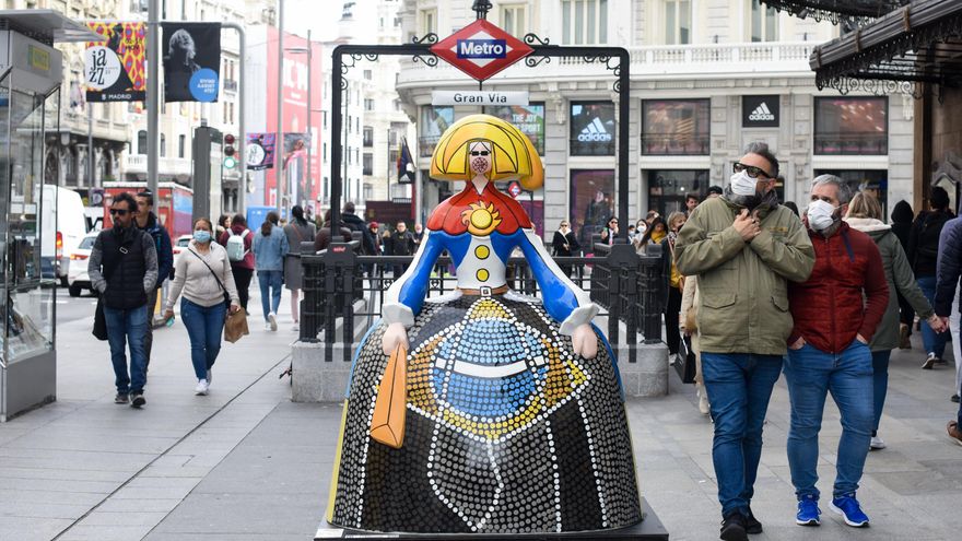 De las vacas a las Meninas: una década de cultura "hortera" en las calles de Madrid