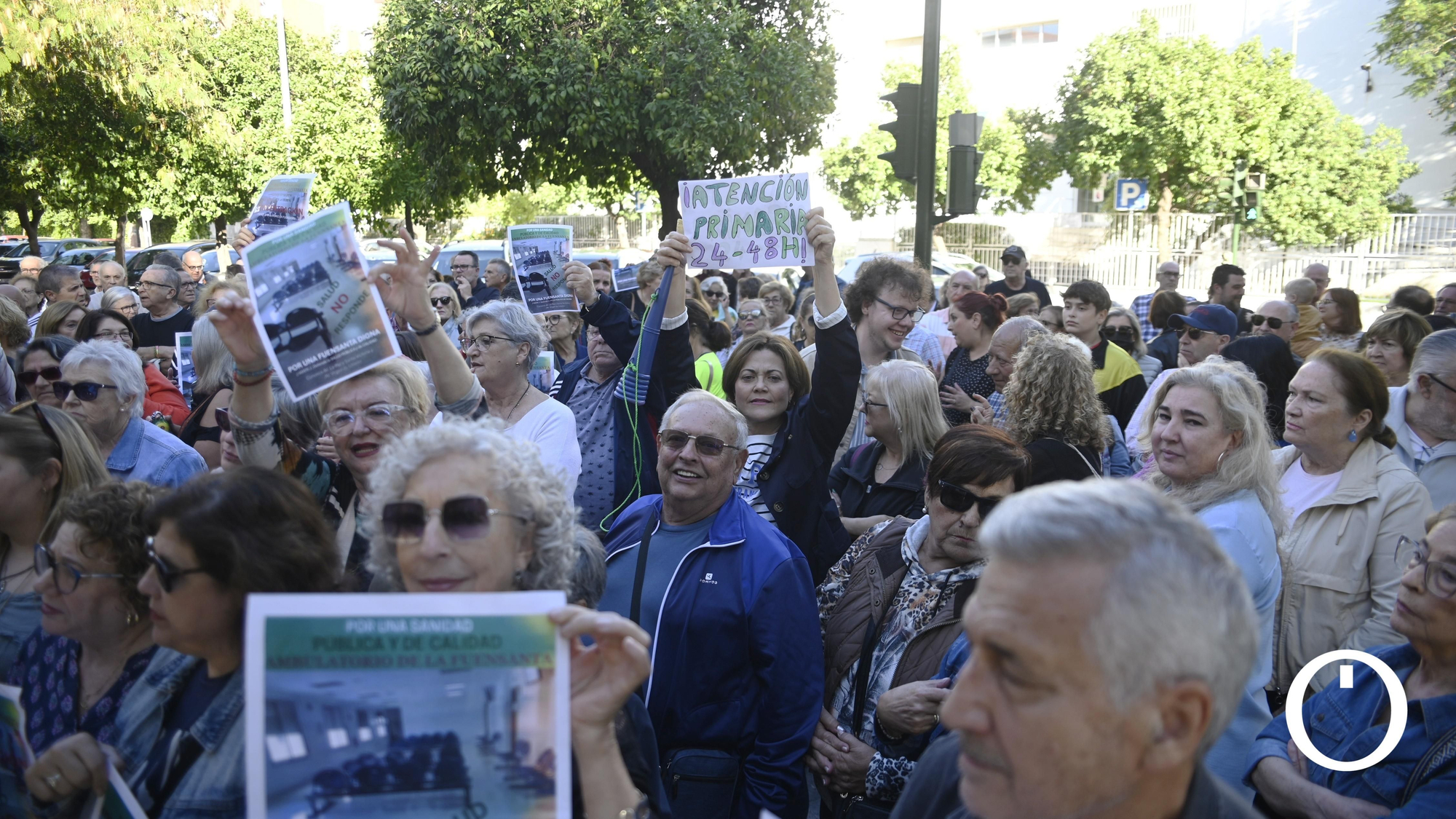 Concentración en el centro de salud de la Fuensanta