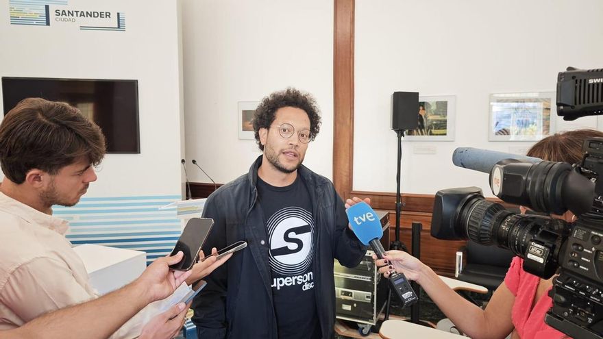 Keruin Martínez (IU): "Es poner a trabajar a los servicios municipales al servicio de la cacicada de Gema Igual y Ana Patricia Botín"
