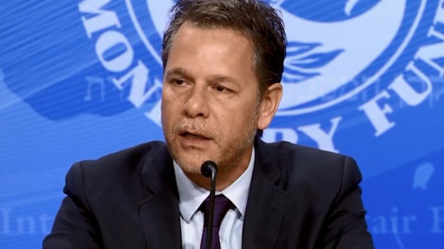 El FMI aprueba con elogios la revisión del acuerdo con el Gobierno, pero pide flexibilidad cambiaria