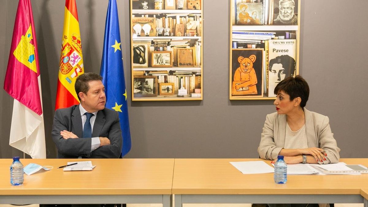 García-Page con la alcaldesa de Puertollano, Isabel Rodríguez