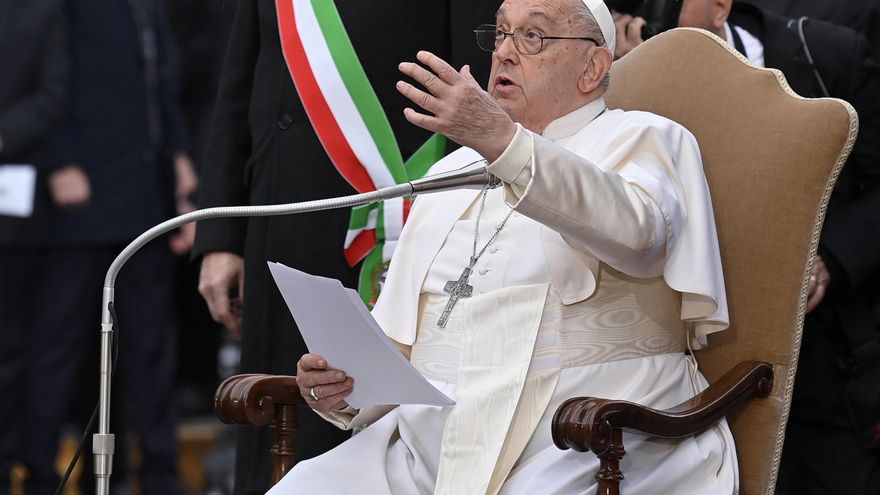 El papa ante la Inmaculada: Que el Jubileo sea un mensaje de esperanza para la humanidad
