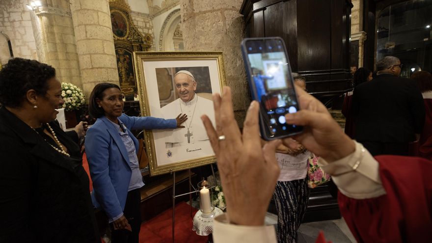 Dominicanos recuerdan la "humildad y sencillez" del papa Francisco en misa de despedida